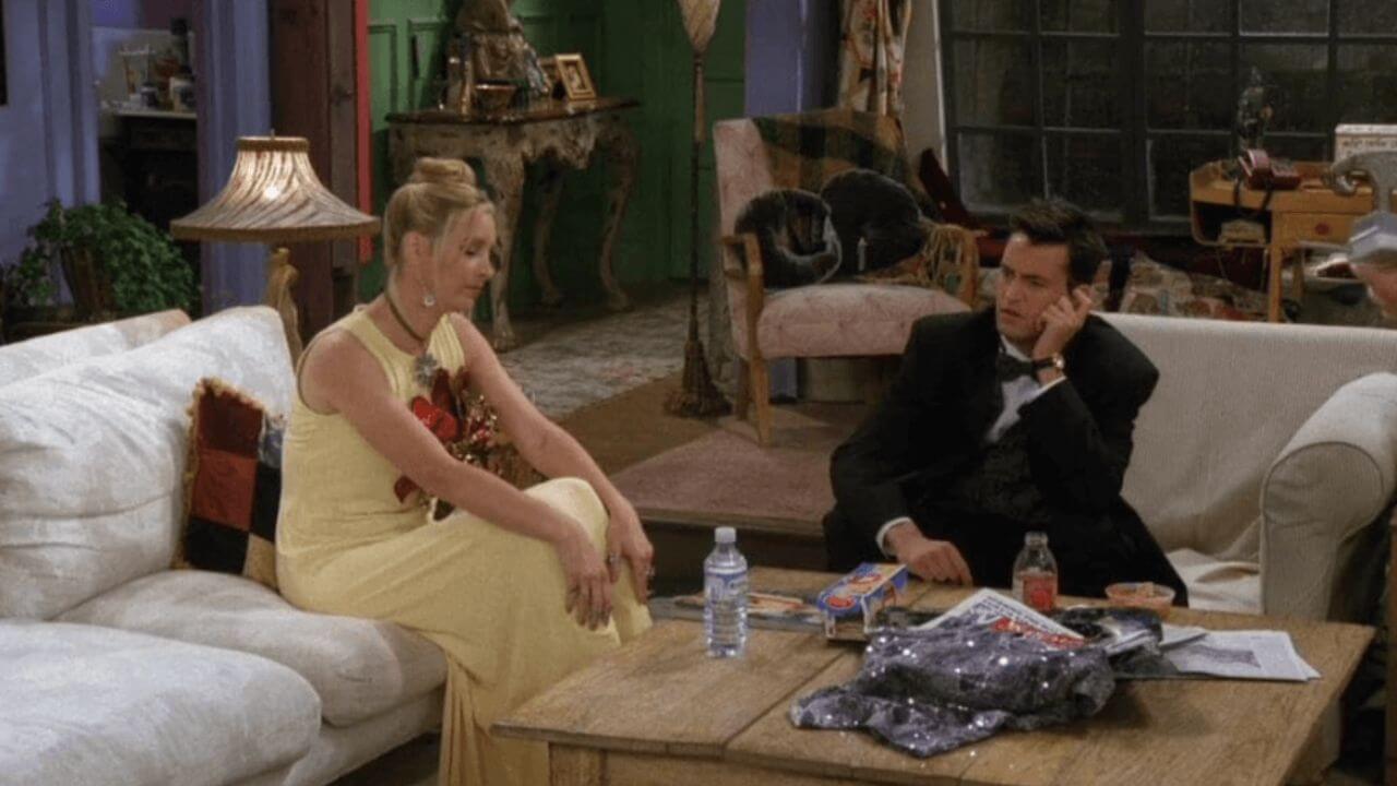 Friends Phoebe and Chandler