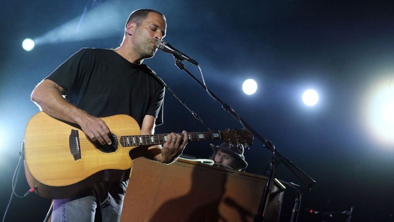 Jack Johnson during a show at 2023 Qualistage in Brazil