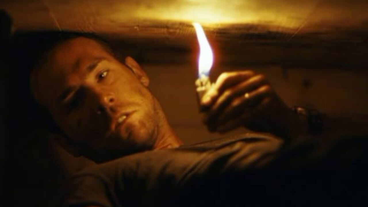 Ryan Reynolds in Buried (2010)